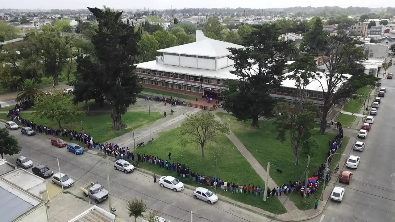 Edificio del Colegio Nacional EES Nº 6 Olavarría